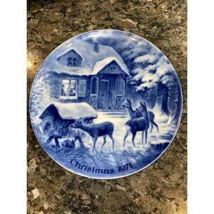 Kaiser‎ Porcelain Collector Plate Silent Night 1971 Design K. Bauer 8”